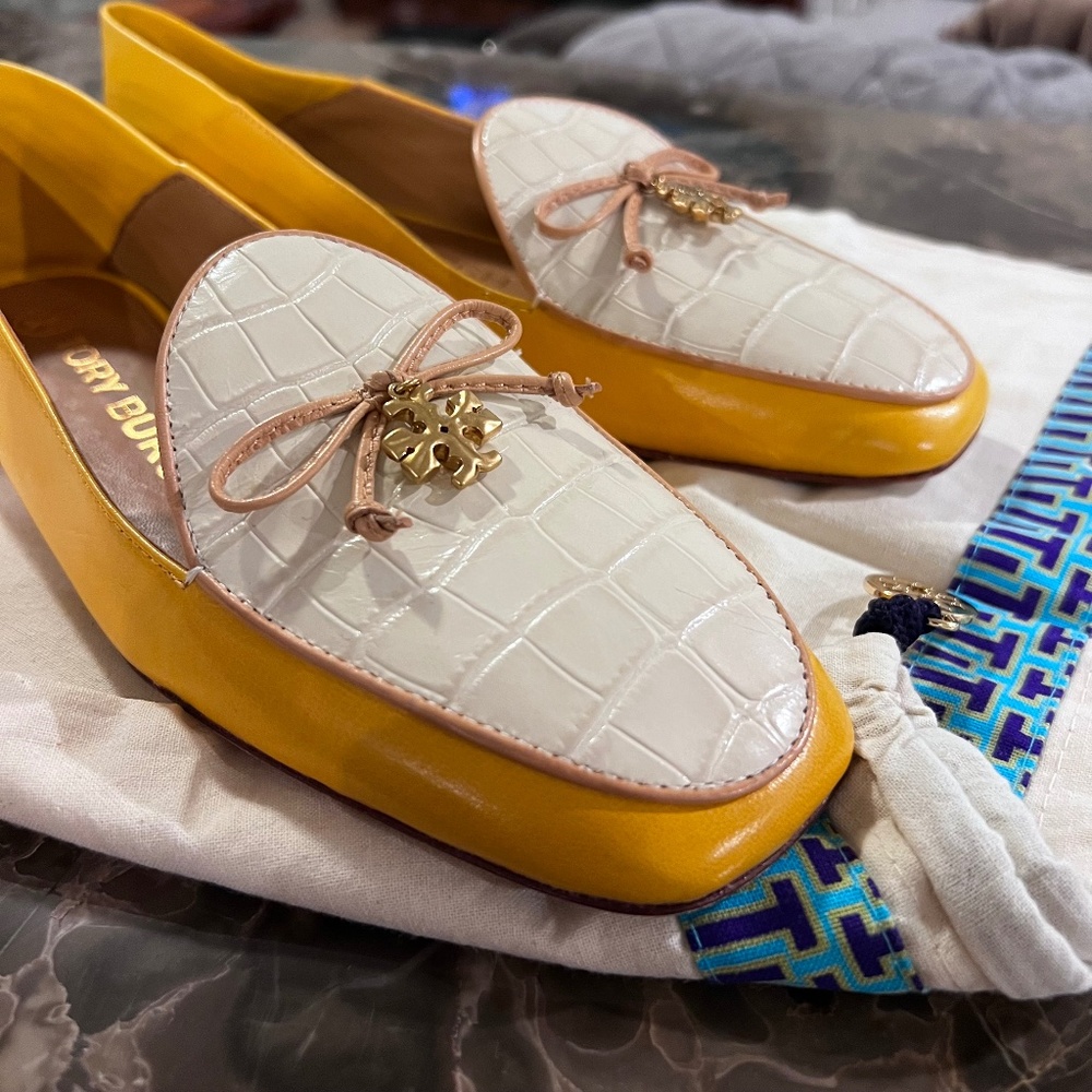 Tory Burch Tory Charm Two Tone Loafer New